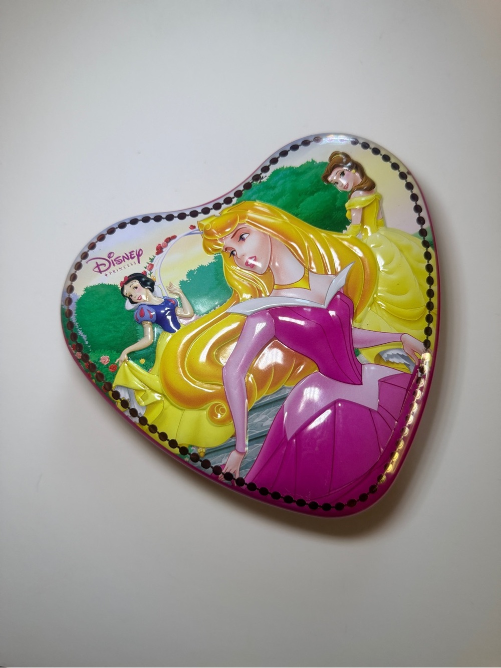 Disney Princess Heart Shaped Cookie Tin – Snow White, Aurora & Cinderella
